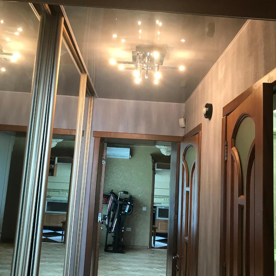 Апартаменты Ботанический Сад Kiev Esterno foto